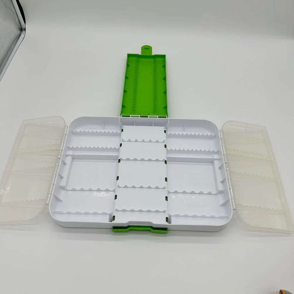 Crayola Marker Storage Case White Green Clear Plastic Organizer